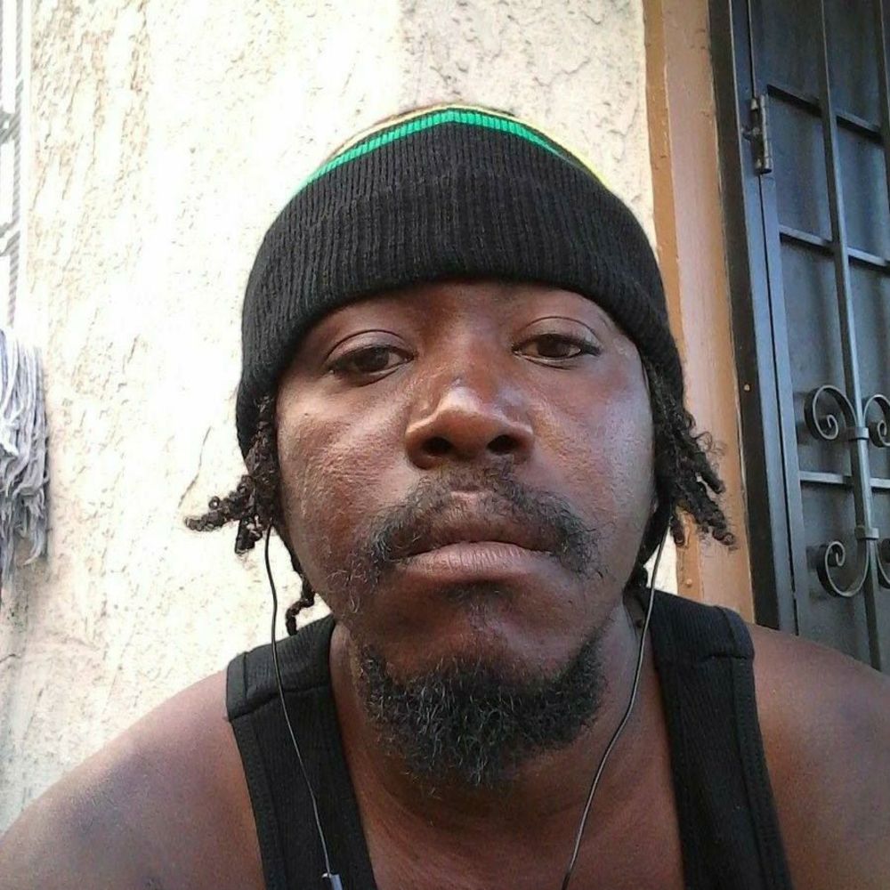 Meet your Posher, Trentyoung